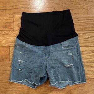 Trendy High-Waisted Denim Maternity Shorts with Black Waistband